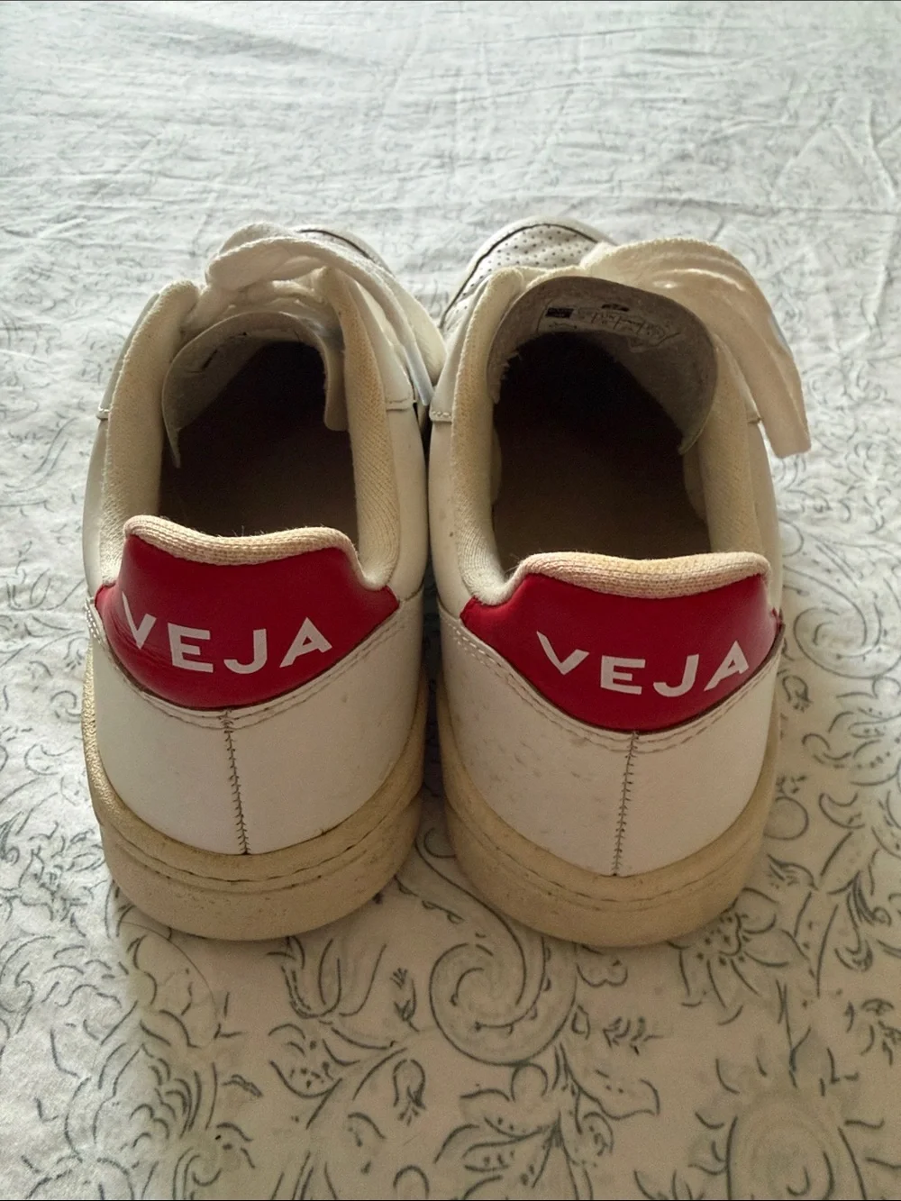 Veja Women’s Cream White and Navy Leather Sneakers